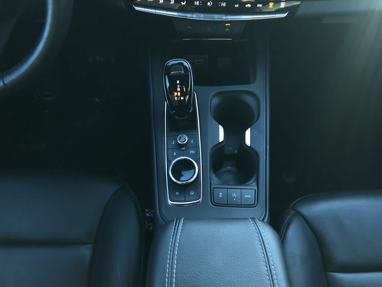 Thumbnail: 2024 Cadillac XT4 - 27