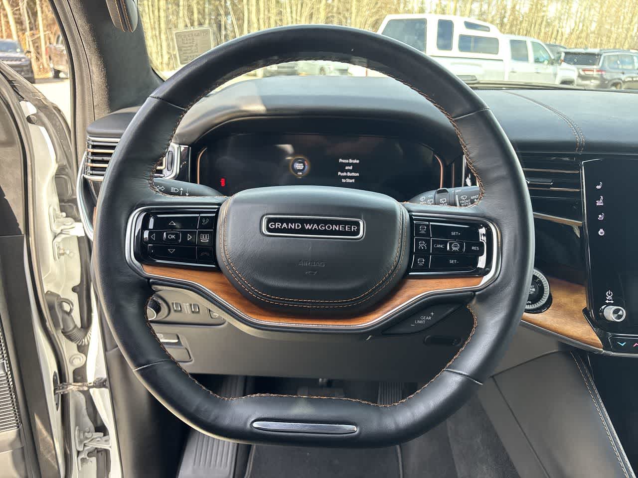Thumbnail: 2024 Jeep Grand Wagoneer L - 16