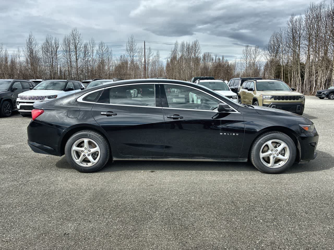 Thumbnail: 2018 Chevrolet Malibu - 9