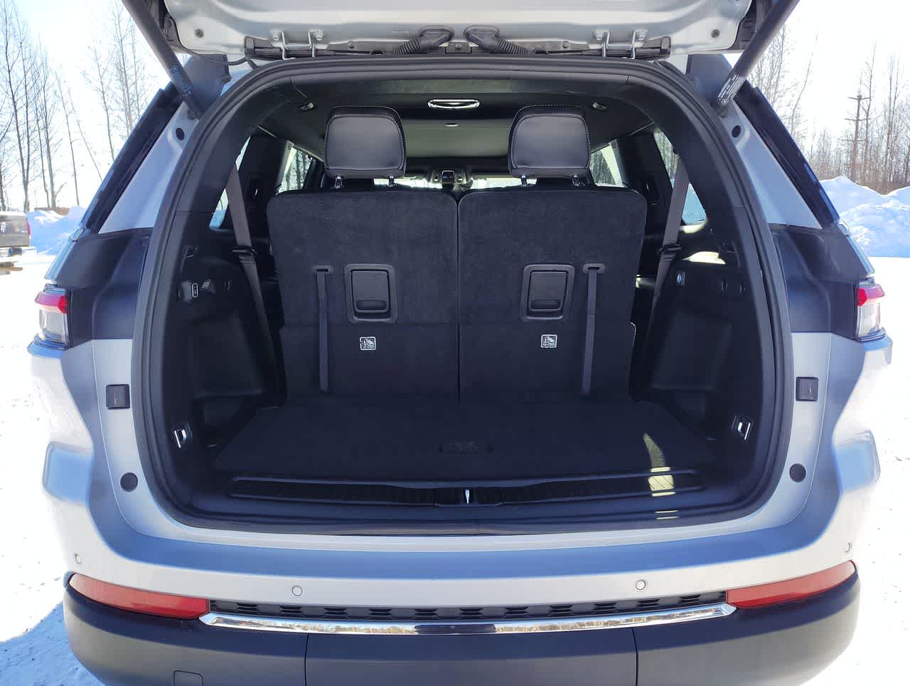 Thumbnail: 2024 Jeep Grand Cherokee L - 12