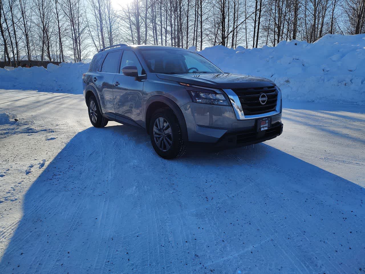 Thumbnail: 2024 Nissan Pathfinder - 2