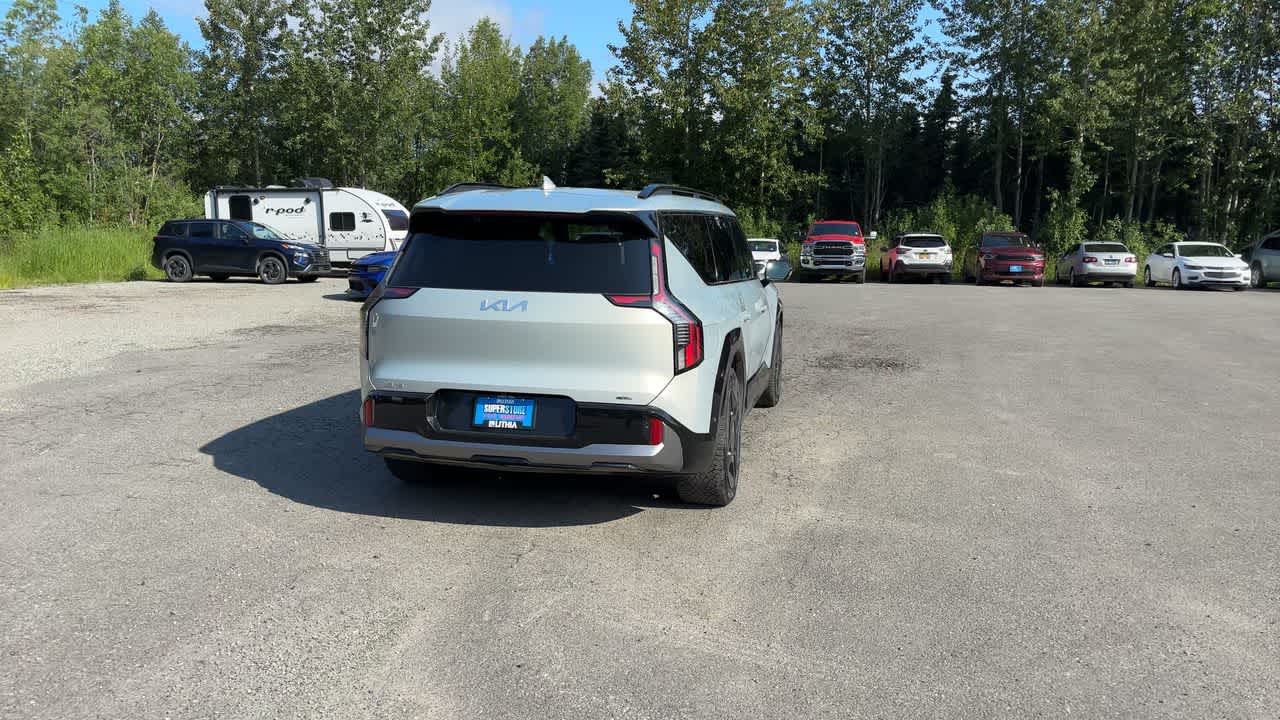 Thumbnail: 2024 Kia EV9 - 13