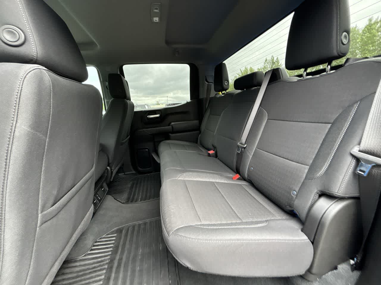Thumbnail: 2025 Chevrolet Silverado 1500 - 22