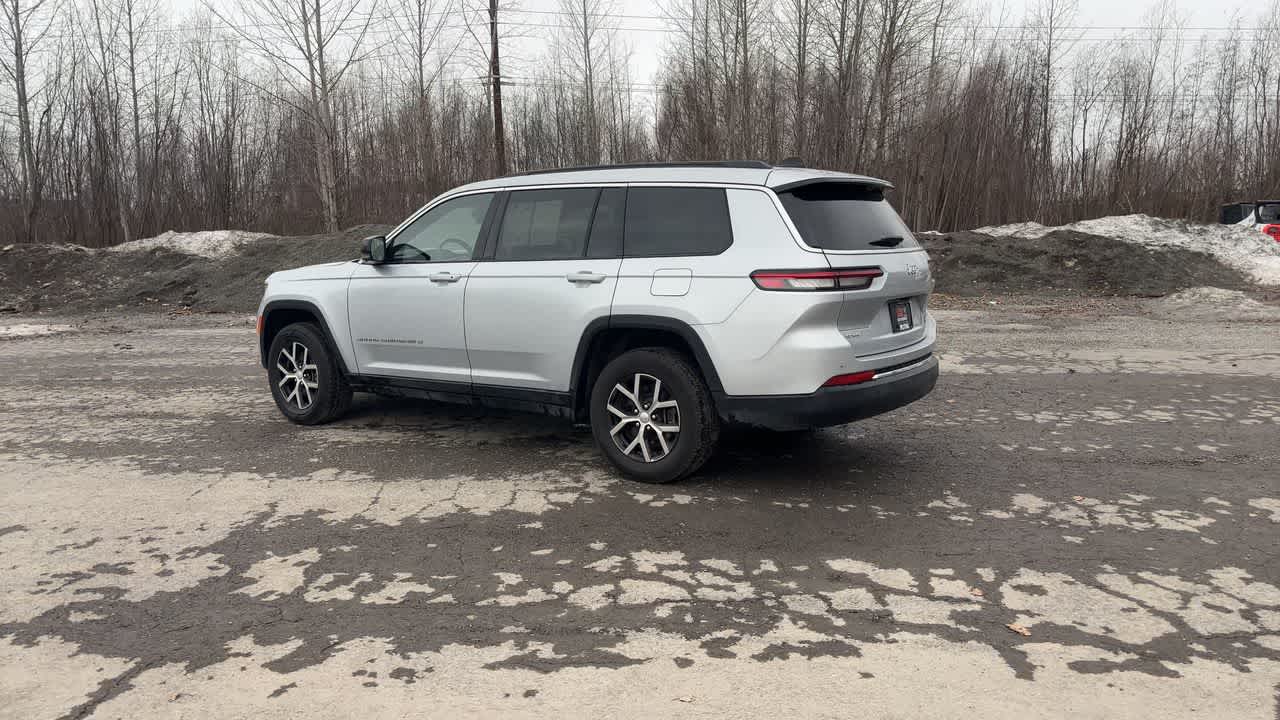 Thumbnail: 2024 Jeep Grand Cherokee L - 10
