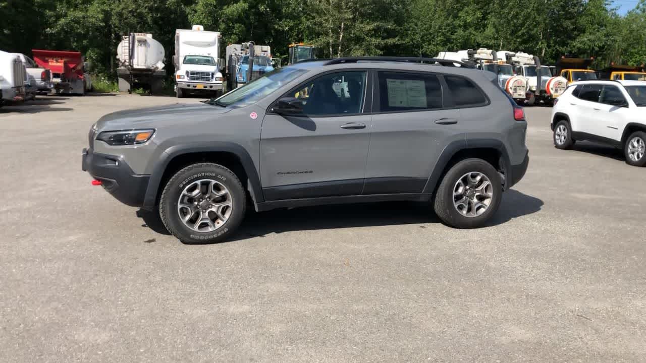 Thumbnail: 2022 Jeep Cherokee - 7
