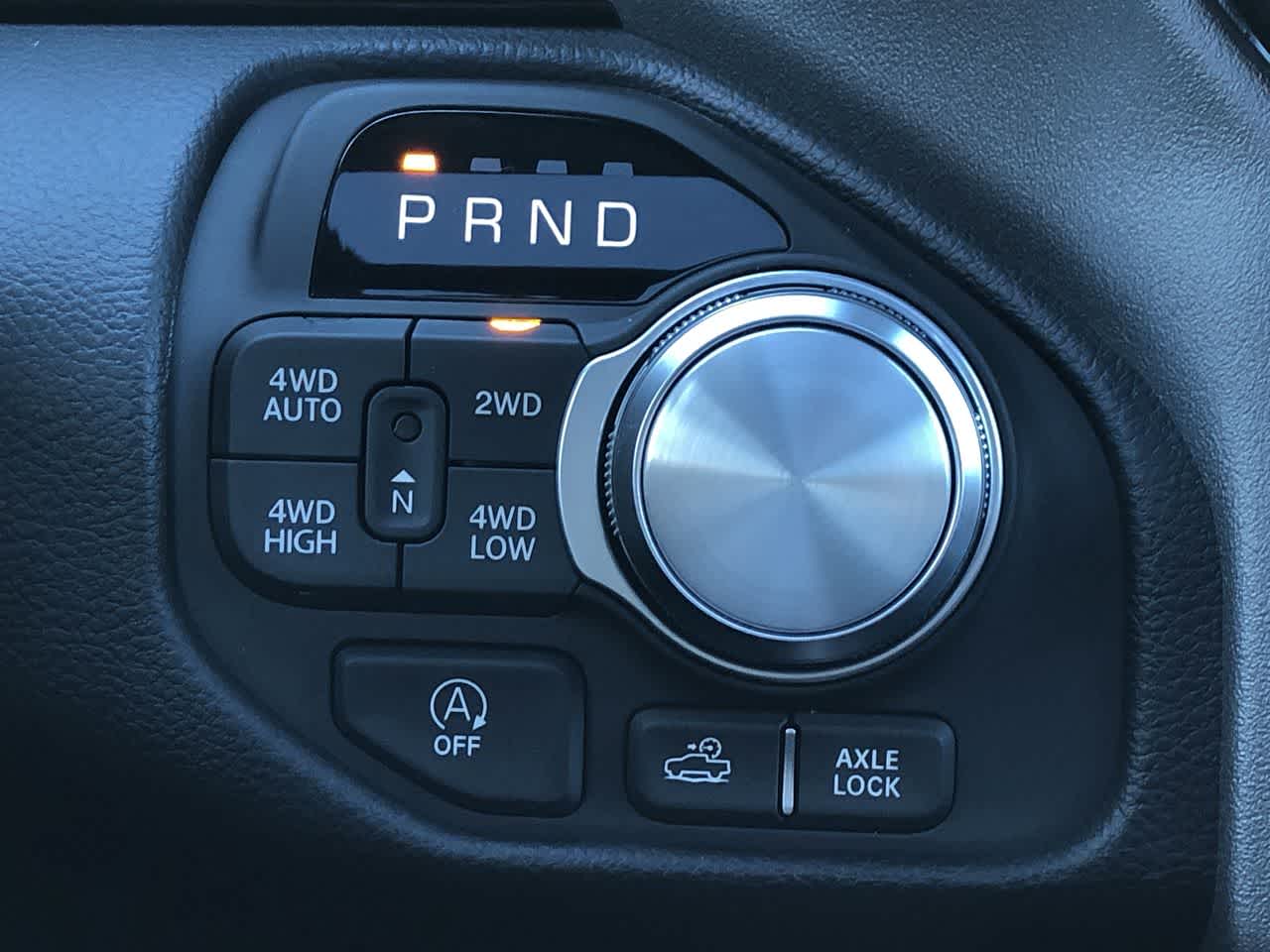 Thumbnail: 2025 RAM 1500 - 27