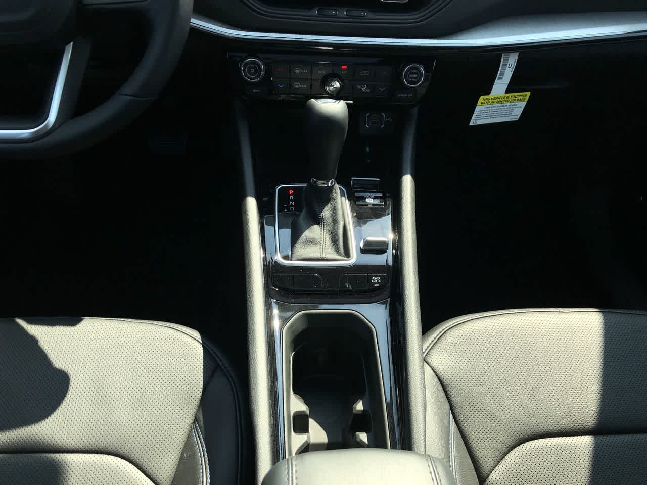 Thumbnail: 2025 Jeep Compass - 27