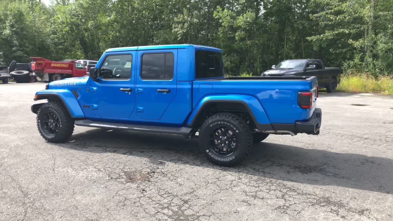 Thumbnail: 2025 Jeep Gladiator - 10