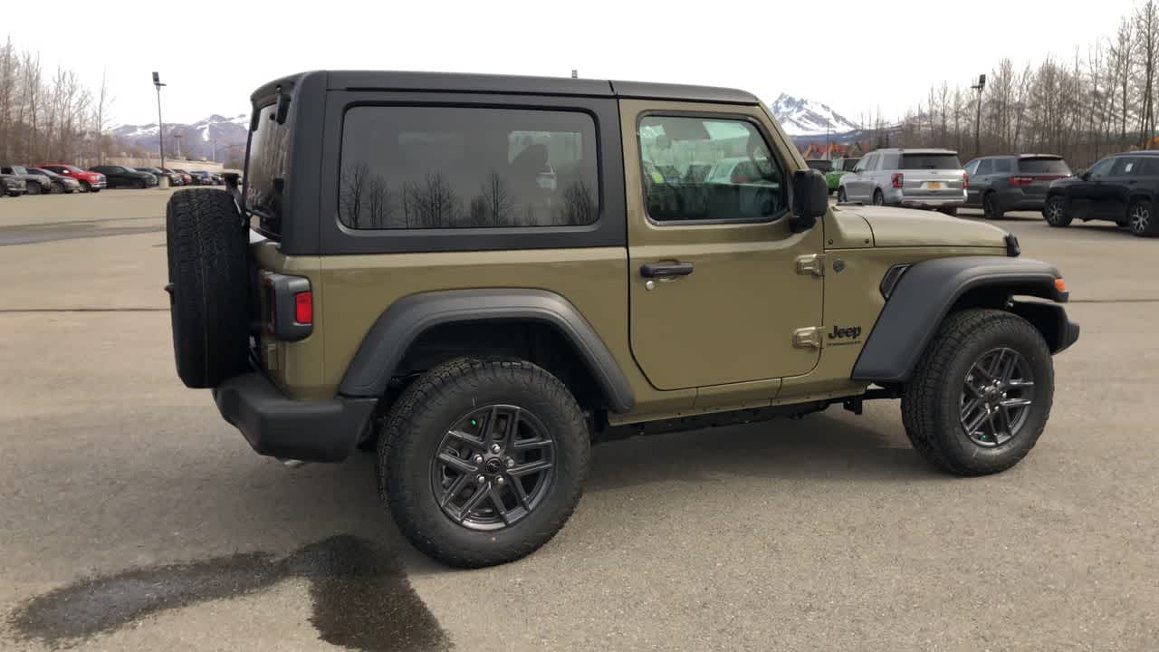 Thumbnail: 2025 Jeep Wrangler - 14