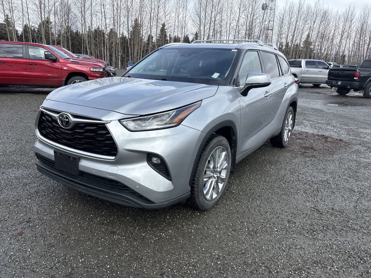 Thumbnail: 2021 Toyota Highlander - 4