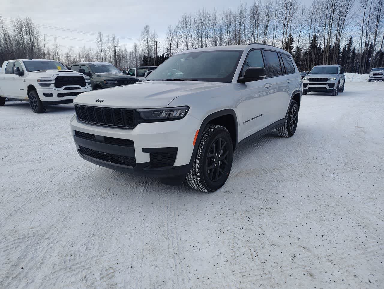 Thumbnail: 2025 Jeep Grand Cherokee - 4