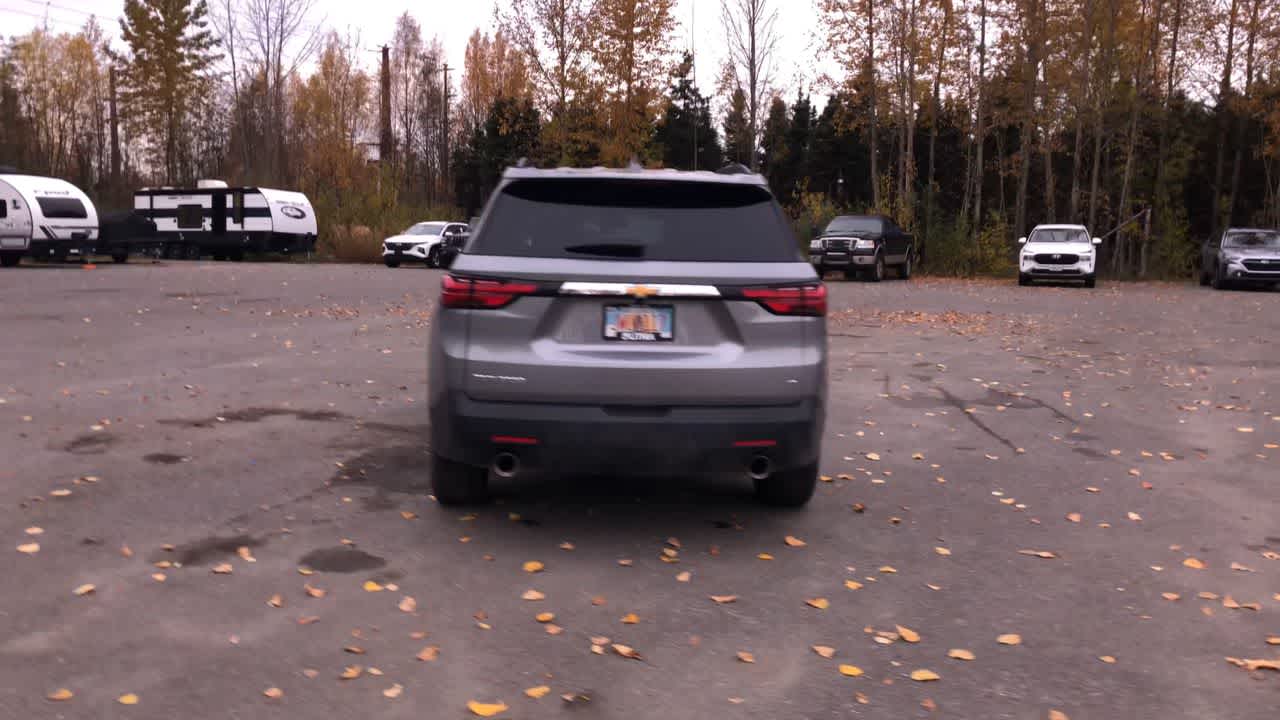 Thumbnail: 2023 Chevrolet Traverse - 12