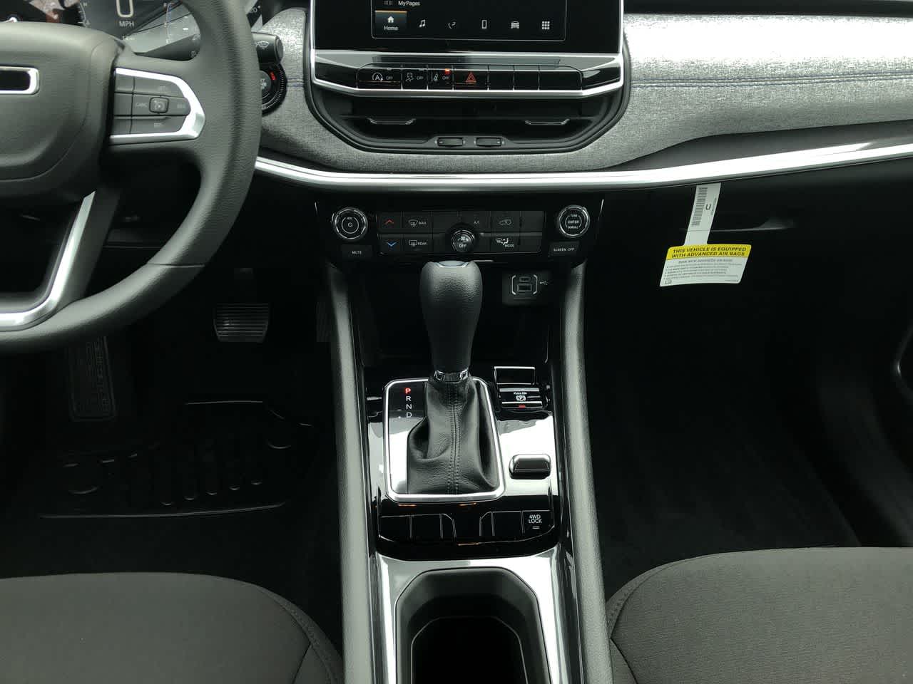 Thumbnail: 2025 Jeep Compass - 27