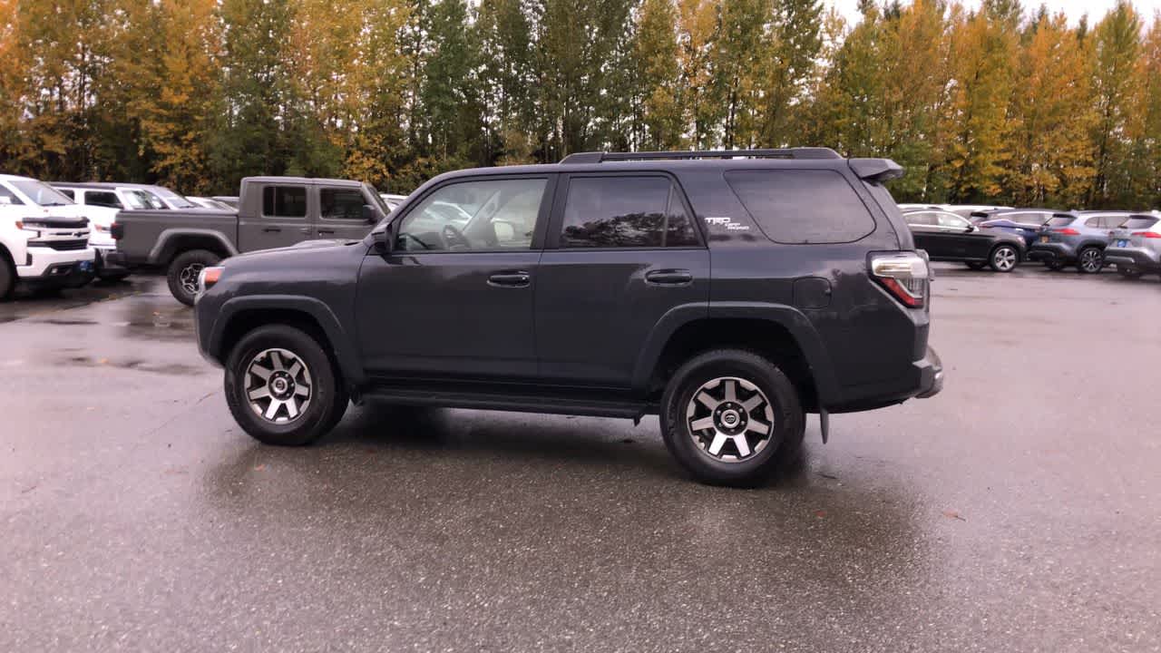 Thumbnail: 2024 Toyota 4Runner - 9