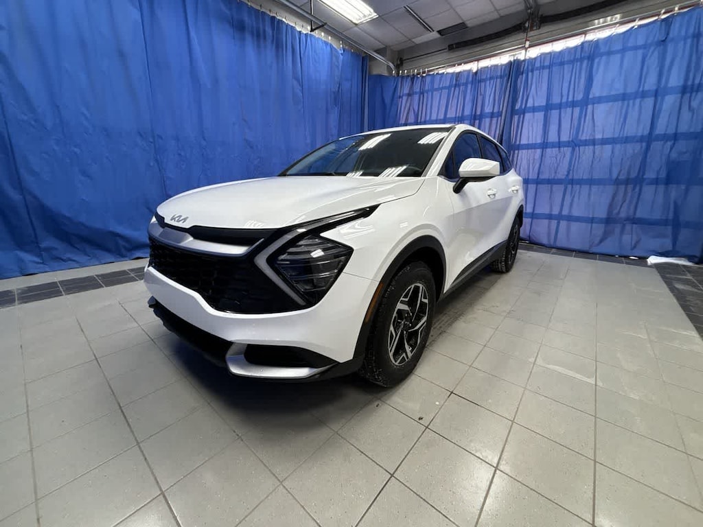 Used 2024 Kia Sportage LX SUV