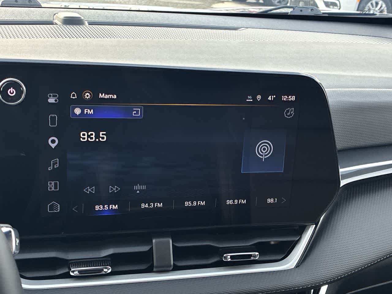 Thumbnail: 2026 Chevrolet Equinox - 18