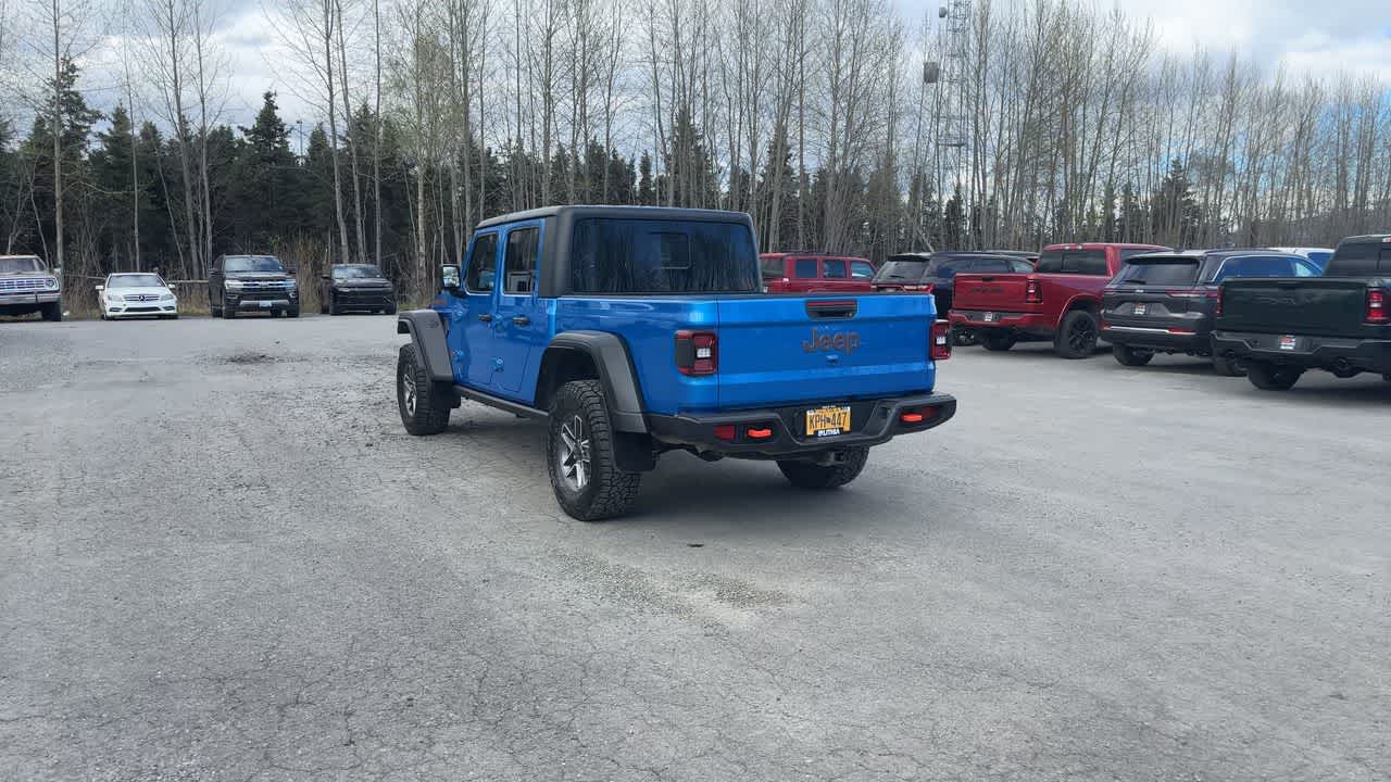 Thumbnail: 2024 Jeep Gladiator - 11