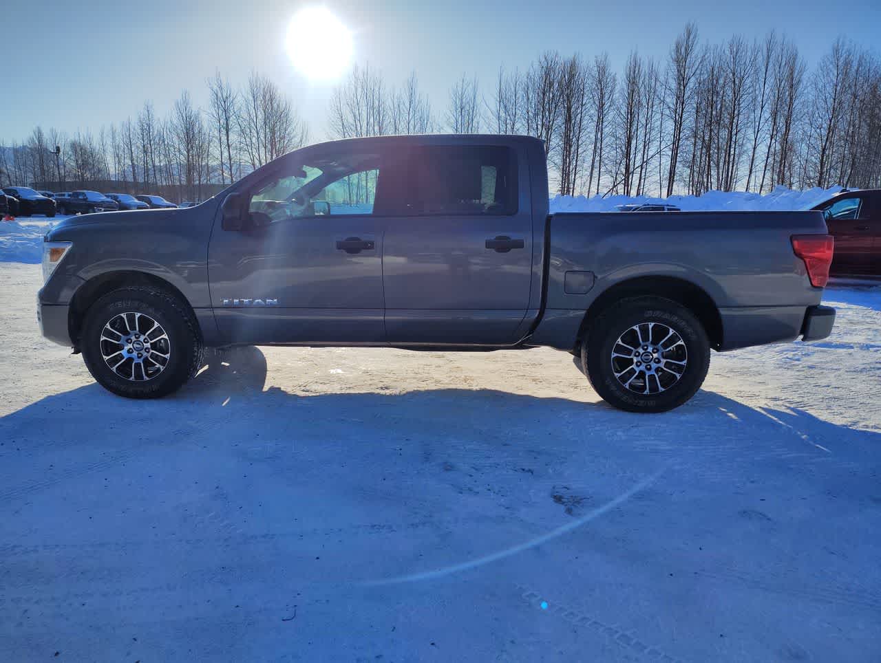 Thumbnail: 2022 Nissan Titan - 5