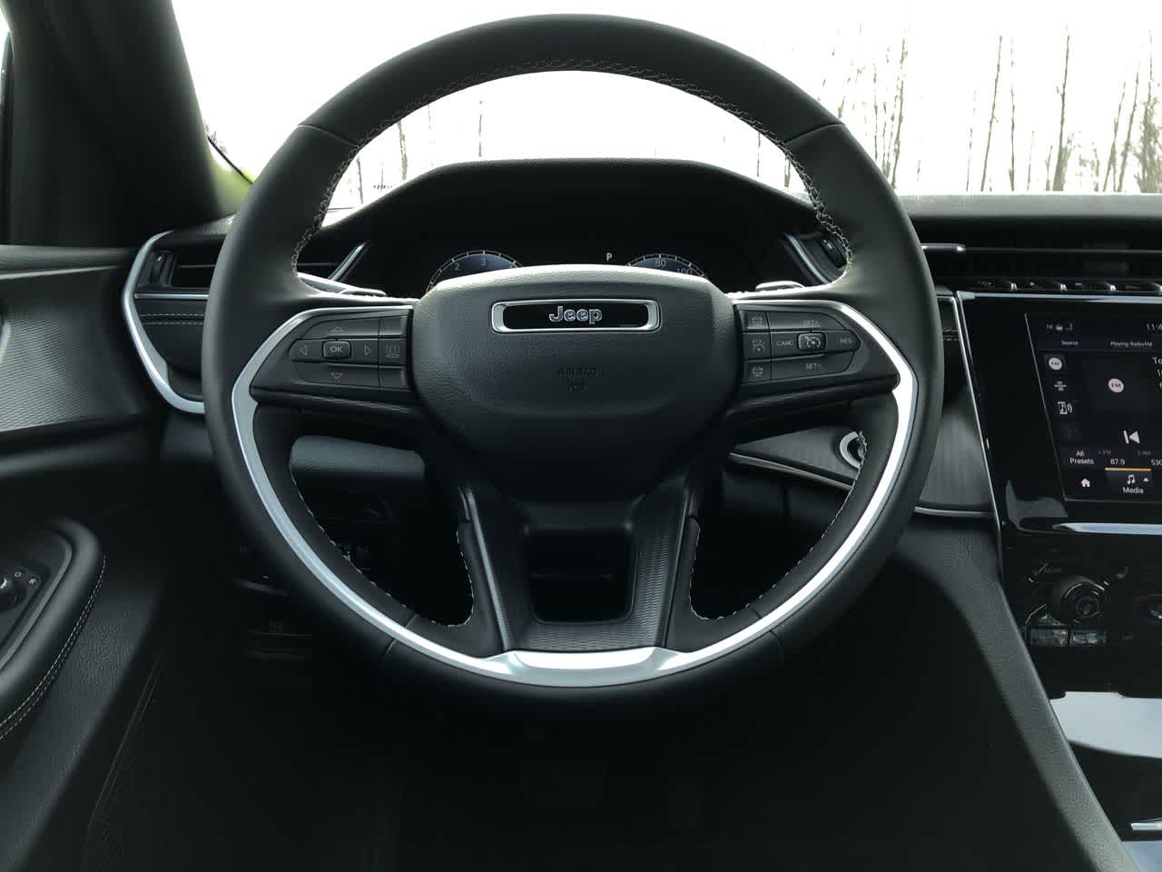 Thumbnail: 2025 Jeep Grand Cherokee - 25