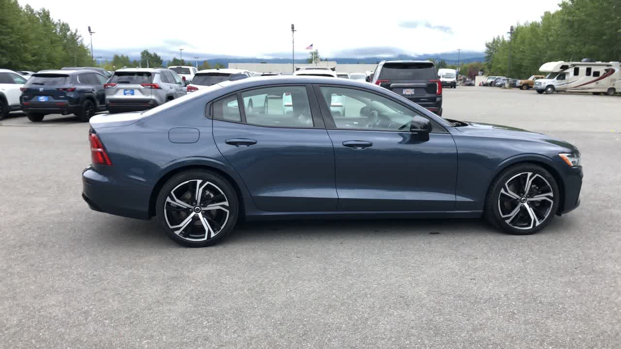 Thumbnail: 2024 Volvo S60 - 15