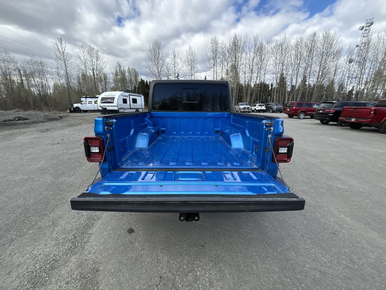Thumbnail: 2024 Jeep Gladiator - 20