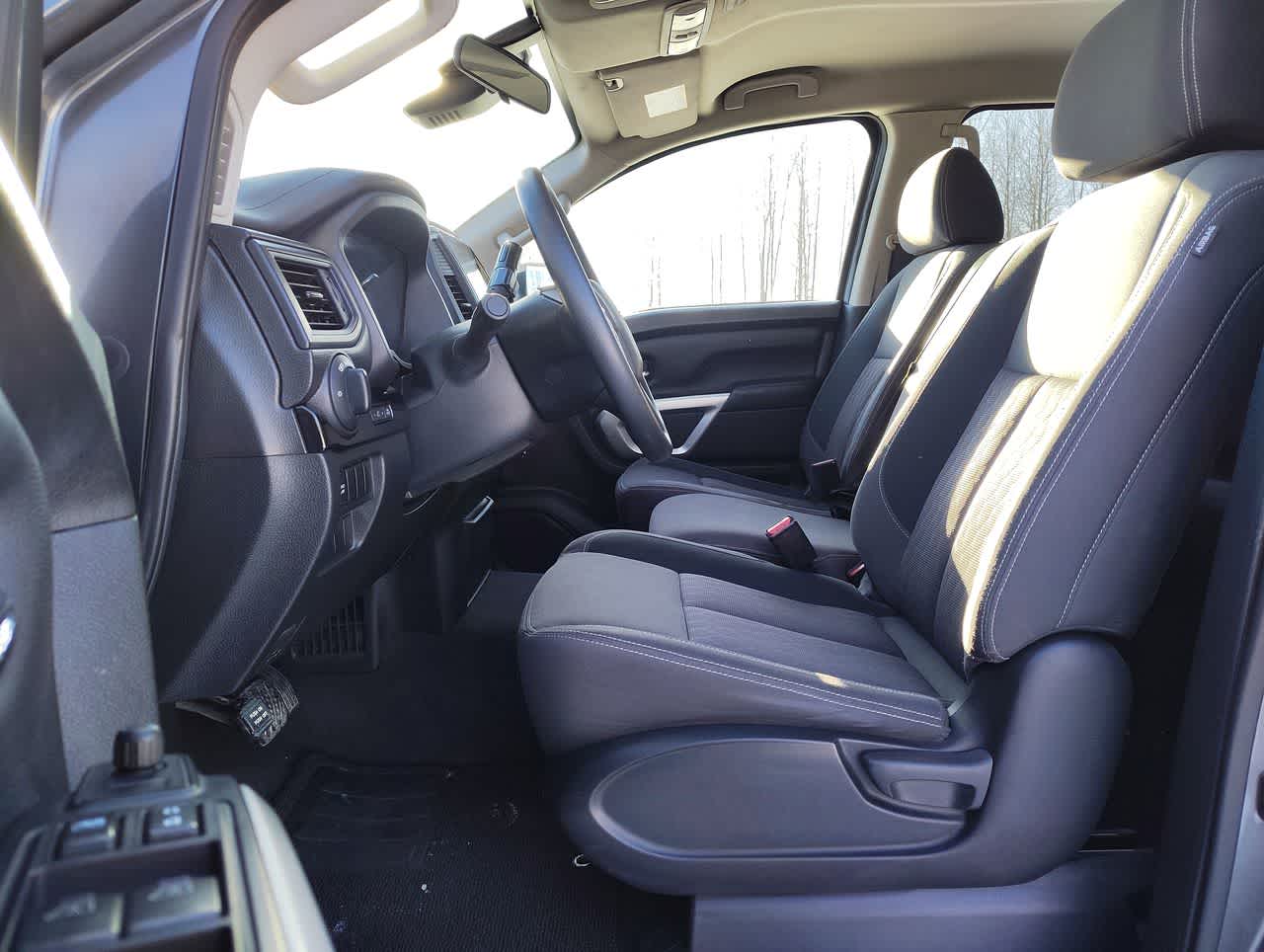 Thumbnail: 2022 Nissan Titan - 14