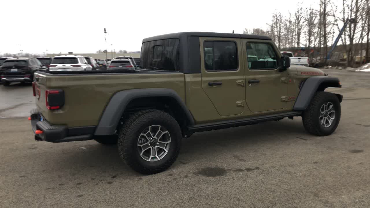 Thumbnail: 2025 Jeep Gladiator - 14