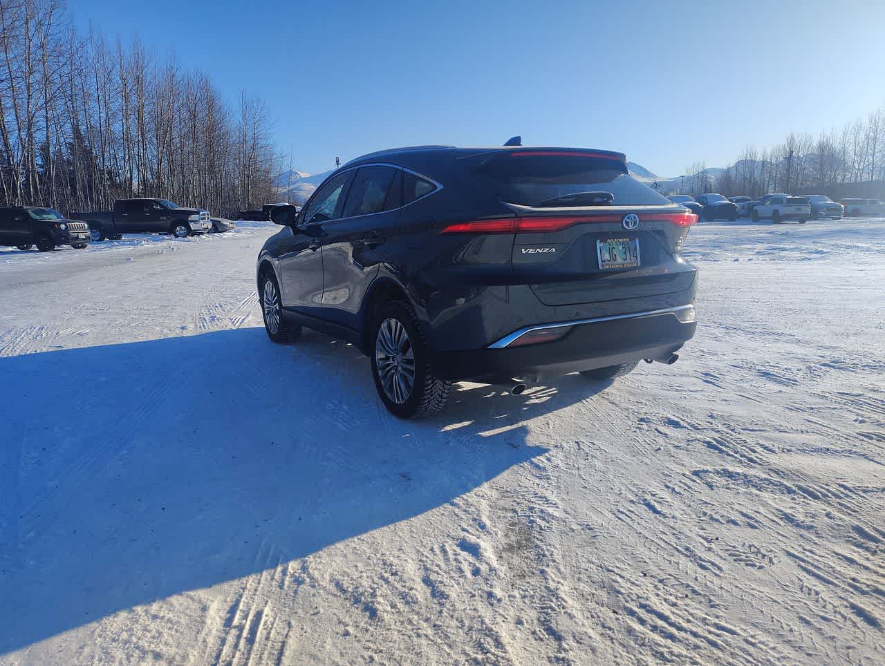 Thumbnail: 2022 Toyota Venza - 6