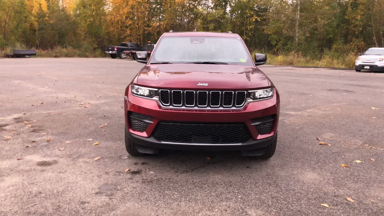 Thumbnail: 2025 Jeep Grand Cherokee - 4