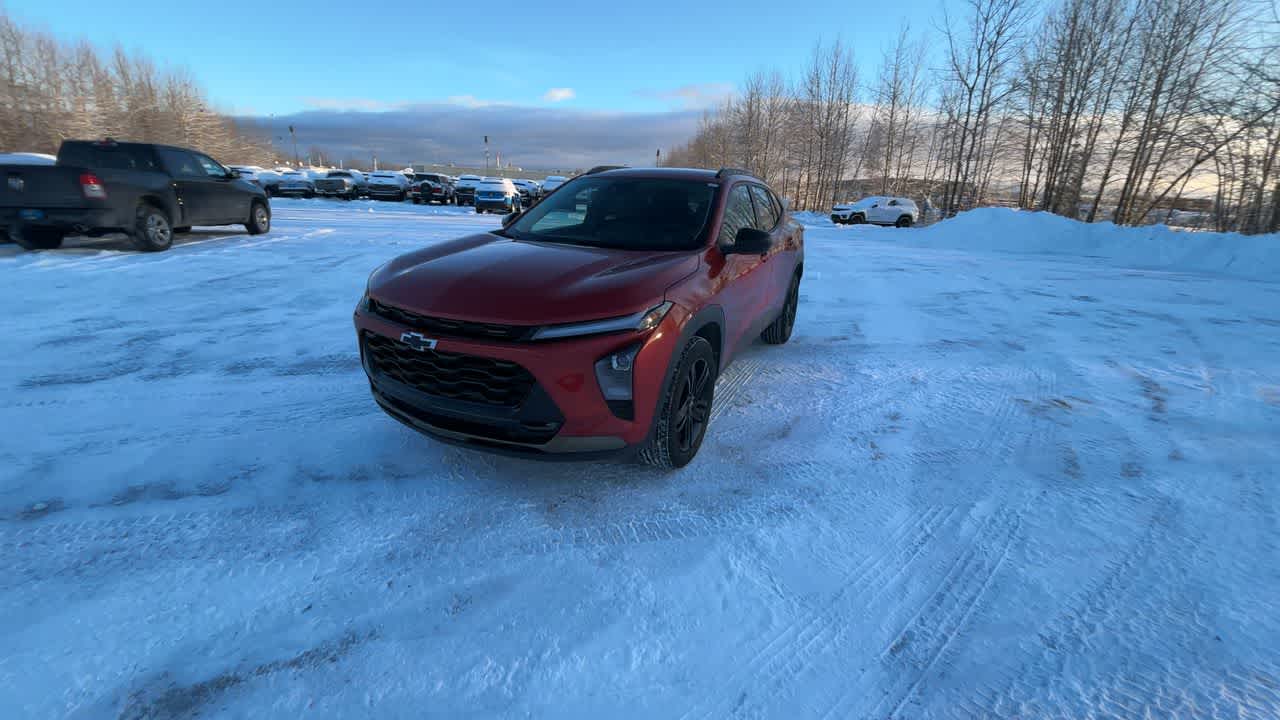 Thumbnail: 2024 Chevrolet Trax - 5