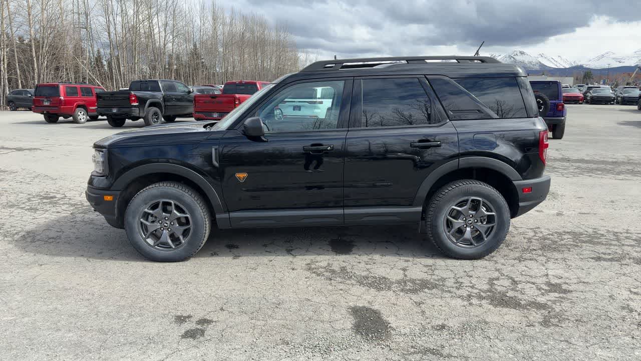 Thumbnail: 2022 Ford Bronco Sport - 8