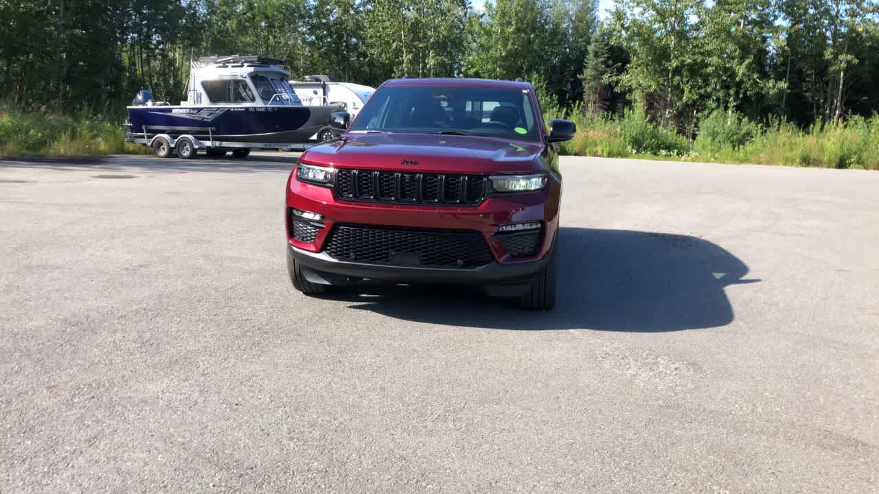 Thumbnail: 2025 Jeep Grand Cherokee - 4