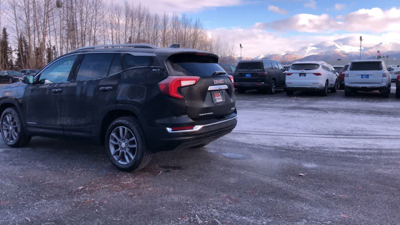 Thumbnail: 2024 GMC Terrain - 10
