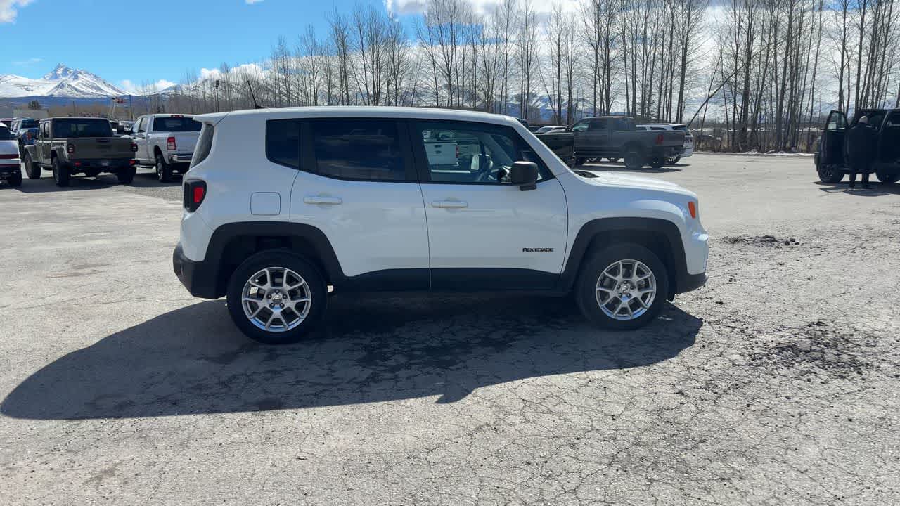 Thumbnail: 2023 Jeep Renegade - 16