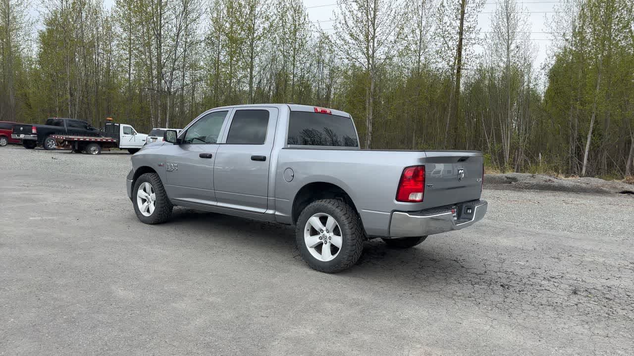 Thumbnail: 2023 RAM 1500 Classic - 10