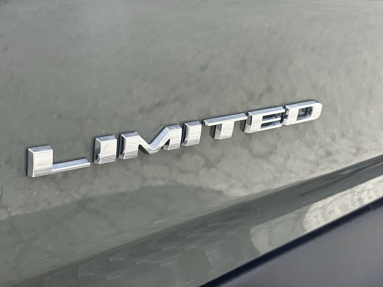 Thumbnail: 2026 RAM 1500 - 18