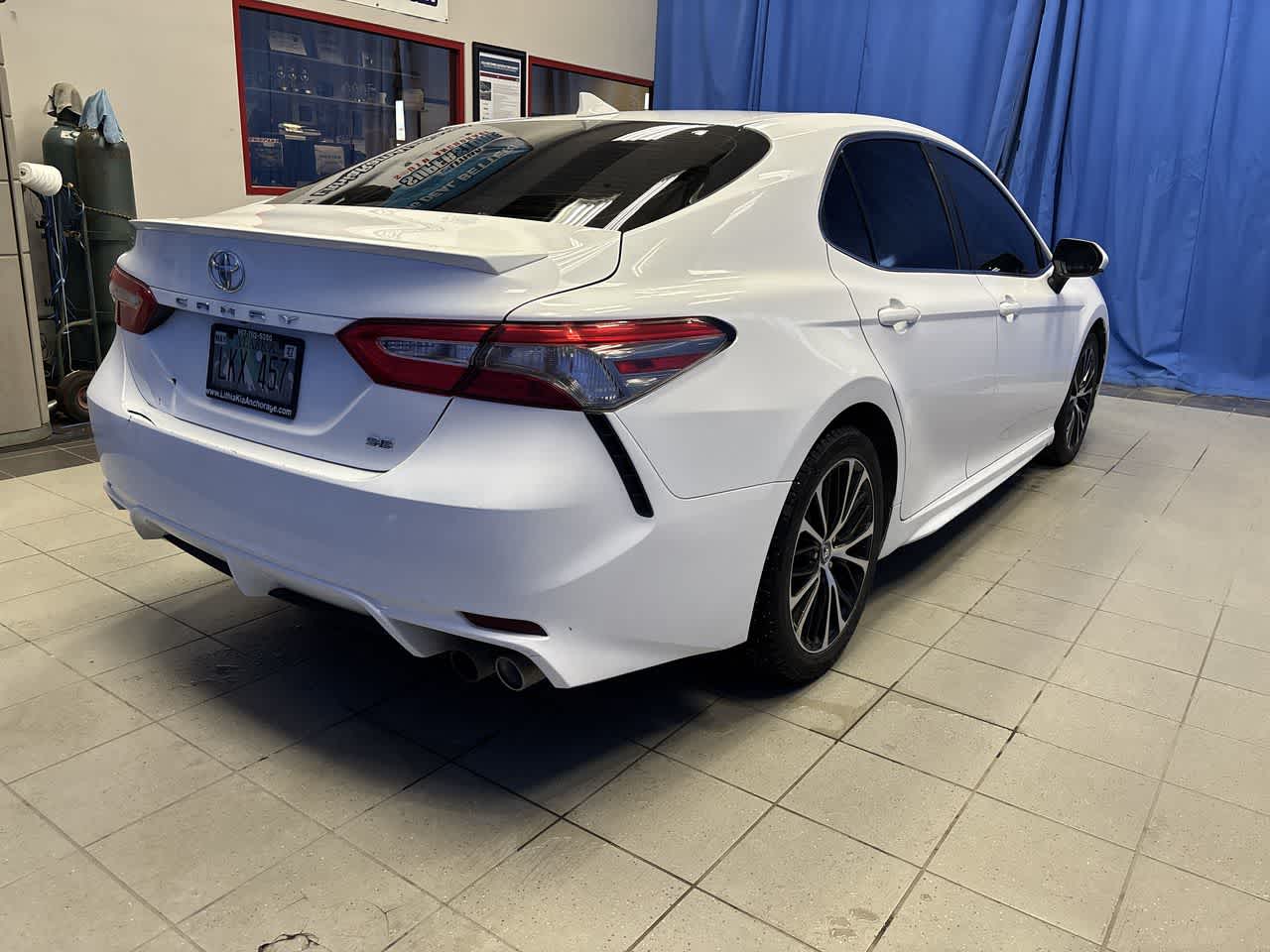 Thumbnail: 2019 Toyota Camry - 8