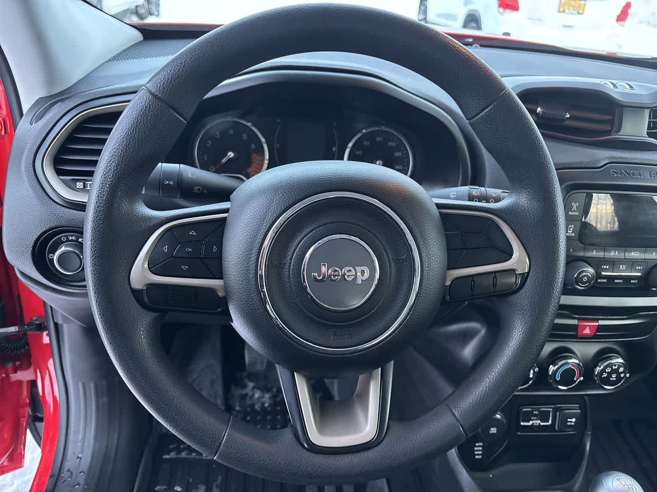 Thumbnail: 2017 Jeep Renegade - 24