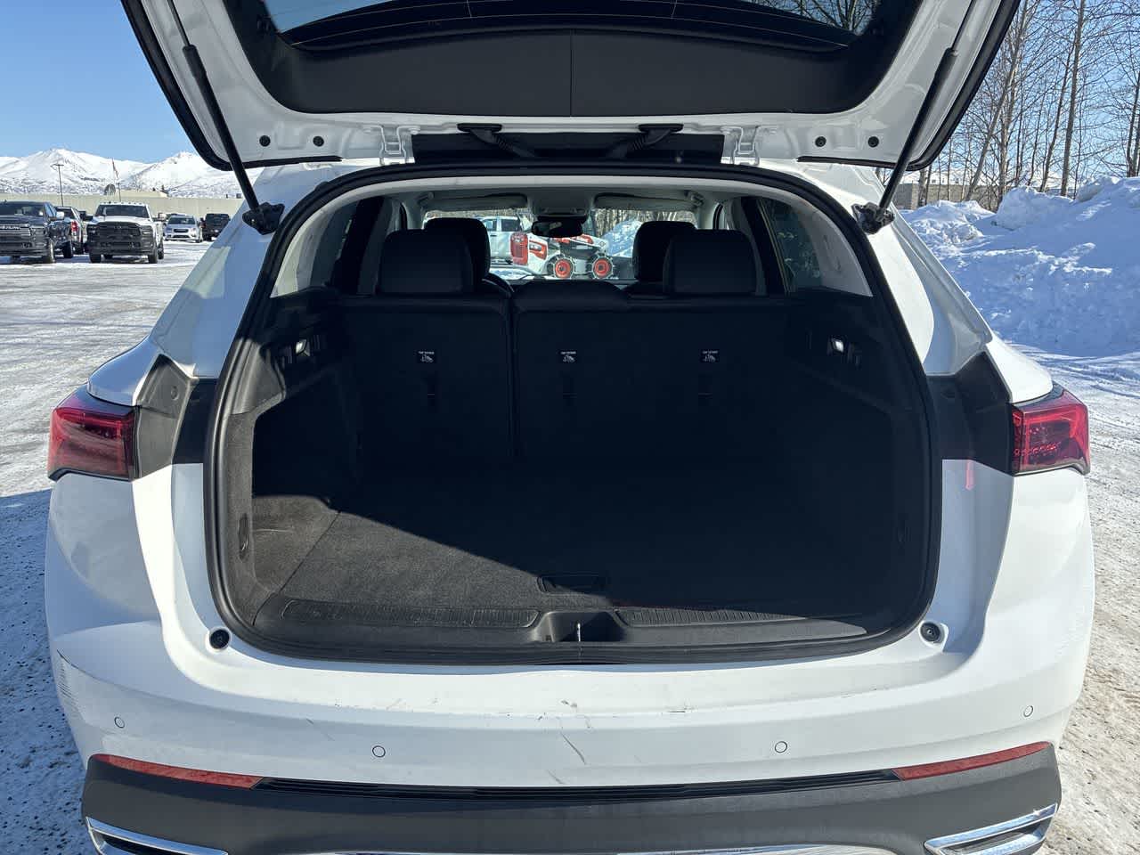 Thumbnail: 2024 Buick Envision - 12