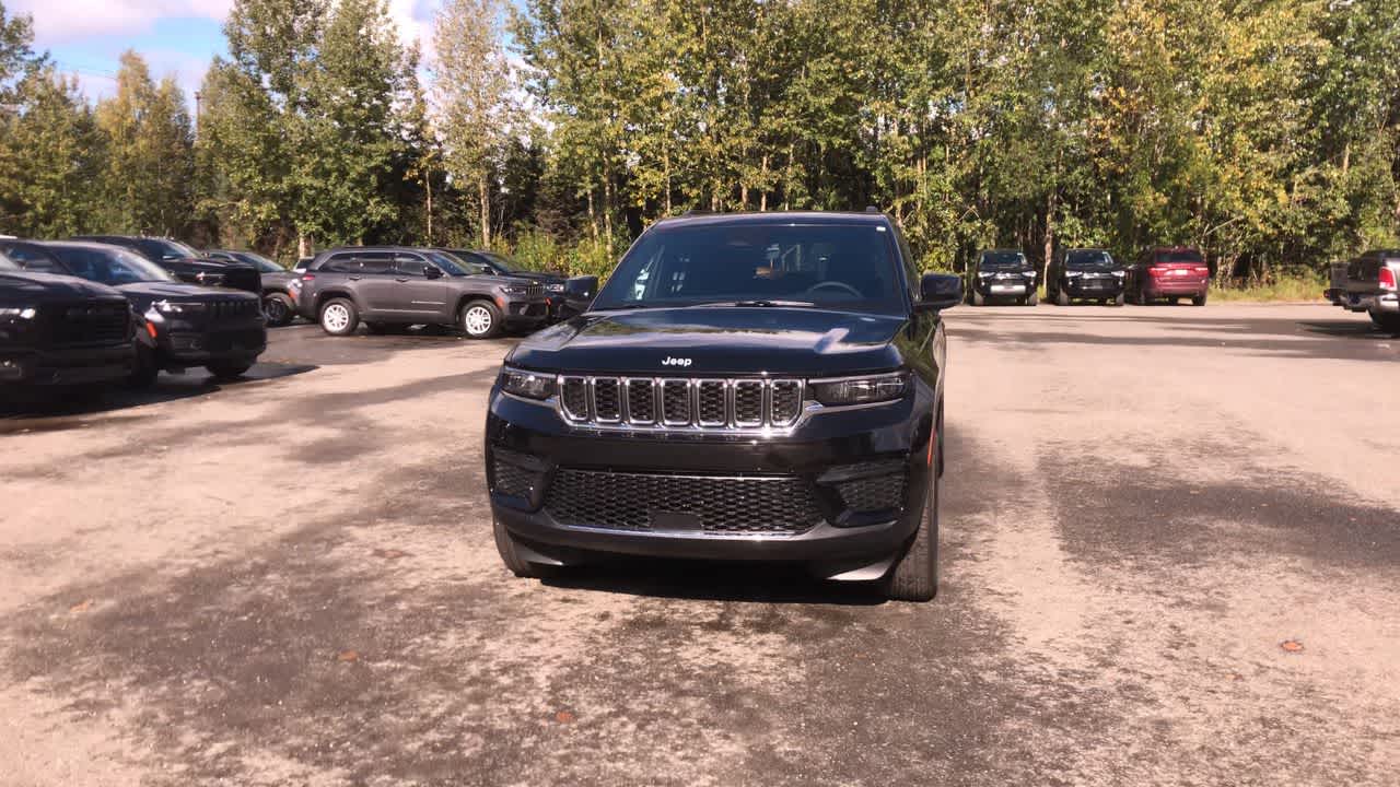 Thumbnail: 2025 Jeep Grand Cherokee - 5