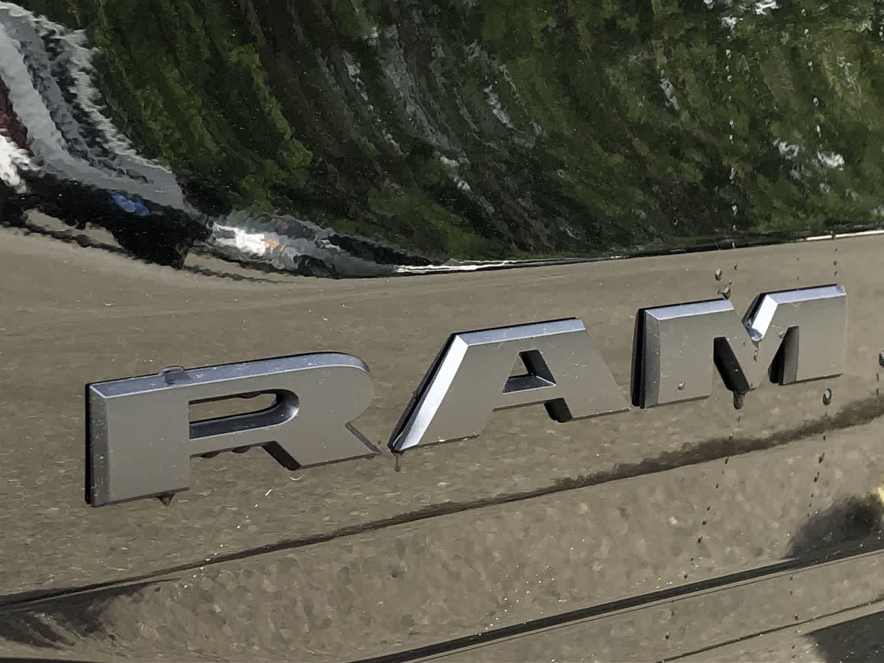 Thumbnail: 2025 RAM 1500 - 18