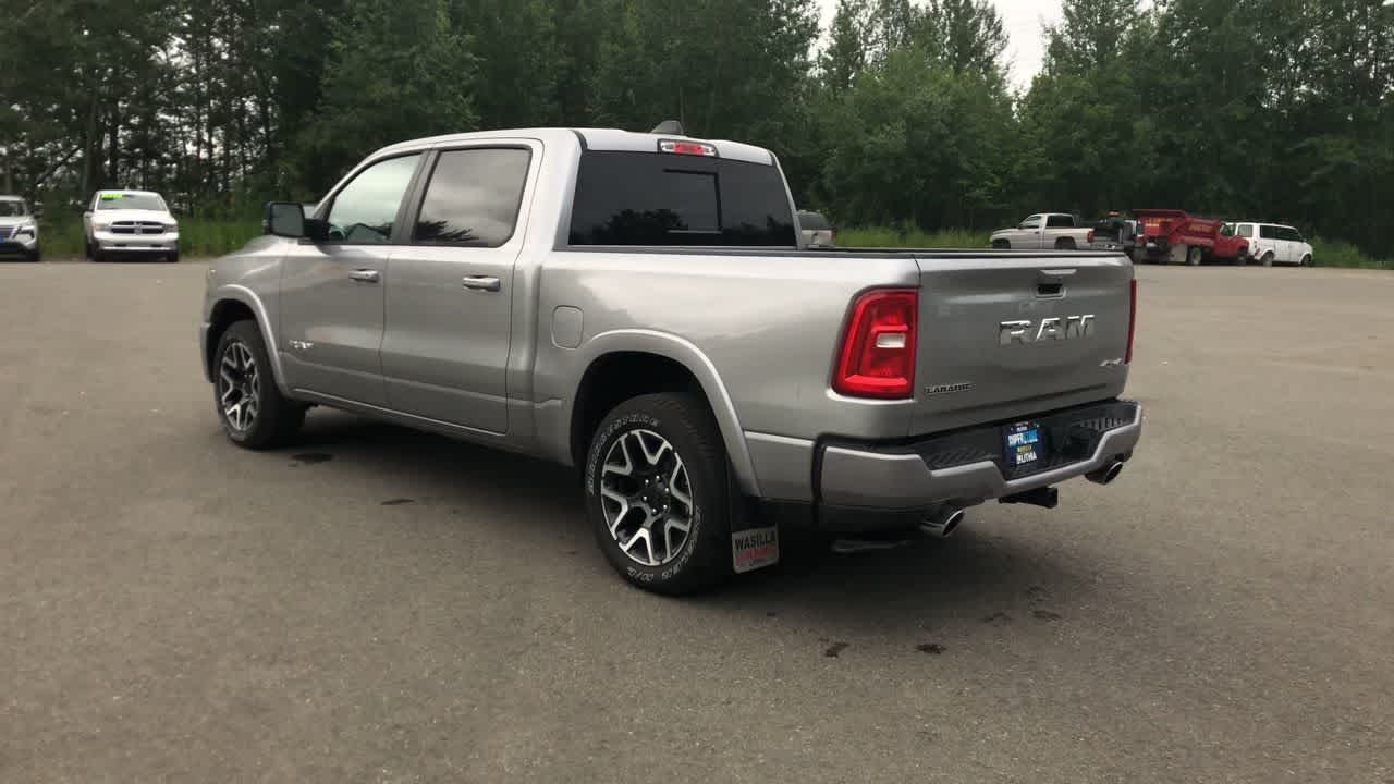 Thumbnail: 2025 RAM 1500 - 10