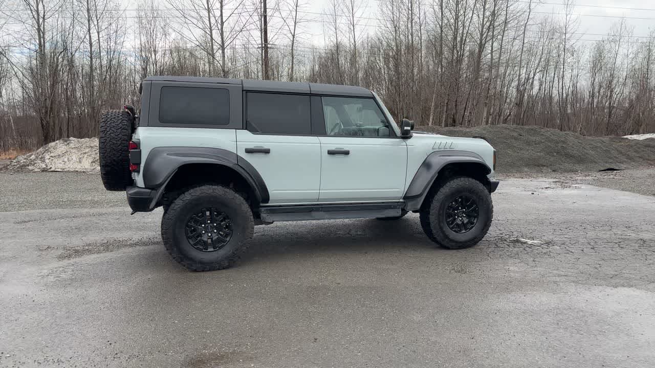 Thumbnail: 2023 Ford Bronco - 15
