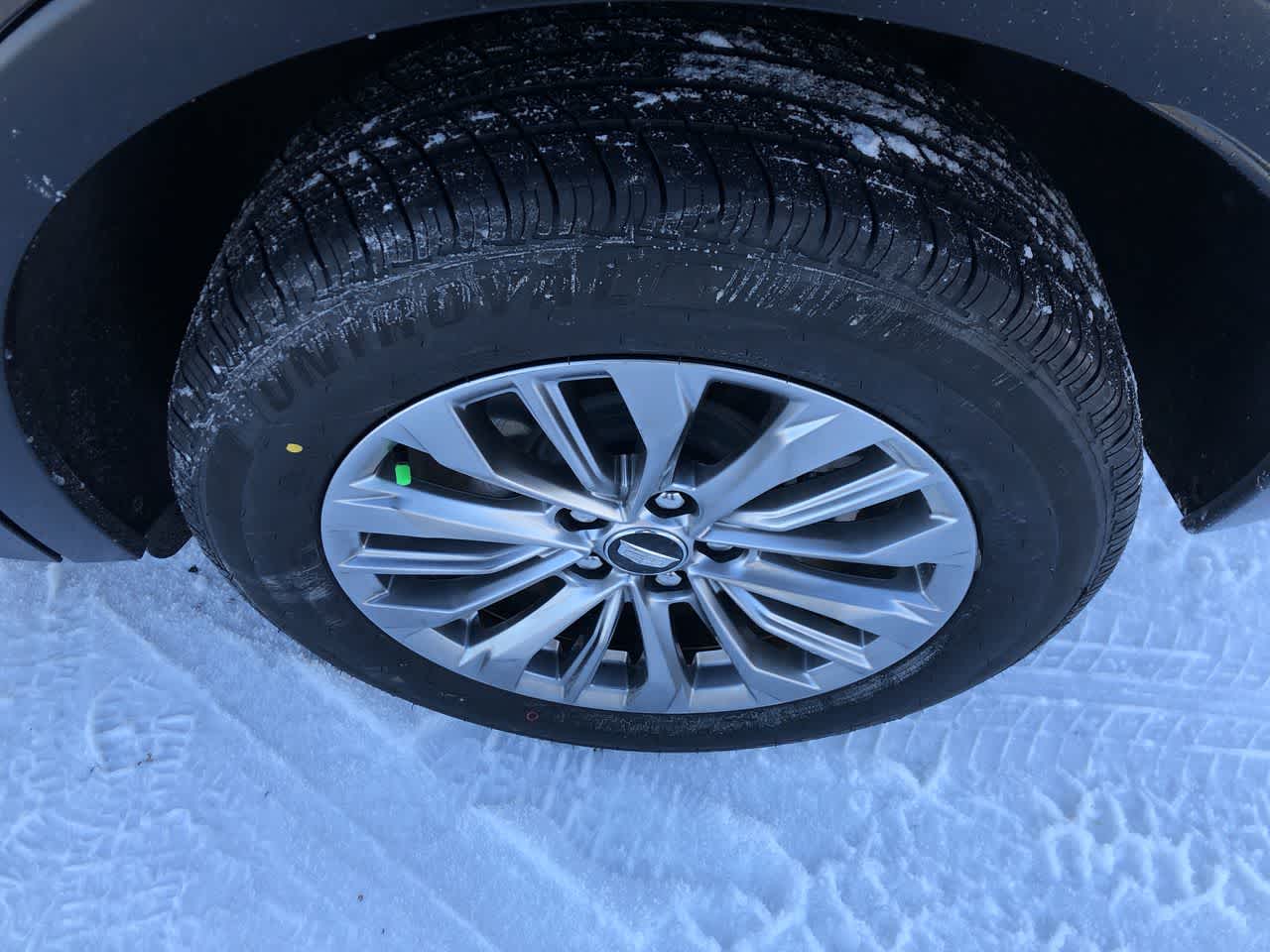2024 Cadillac XT4 Premium Luxury 21