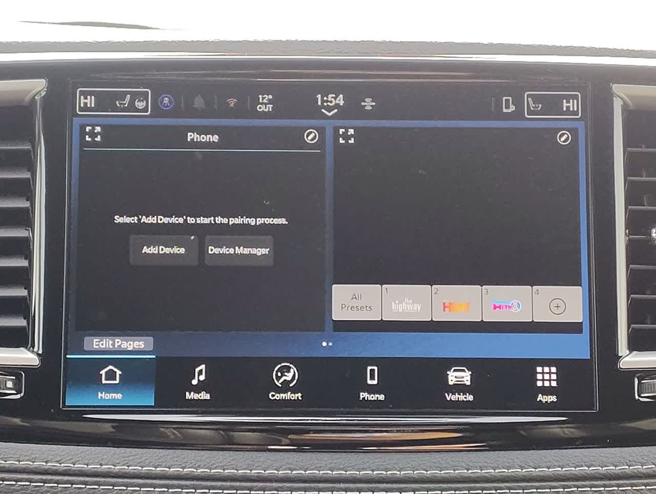 Thumbnail: 2026 Chrysler Pacifica - 18