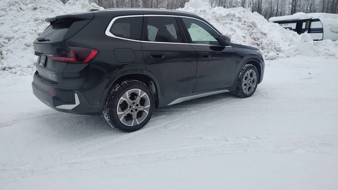 Thumbnail: 2025 BMW X1 - 13