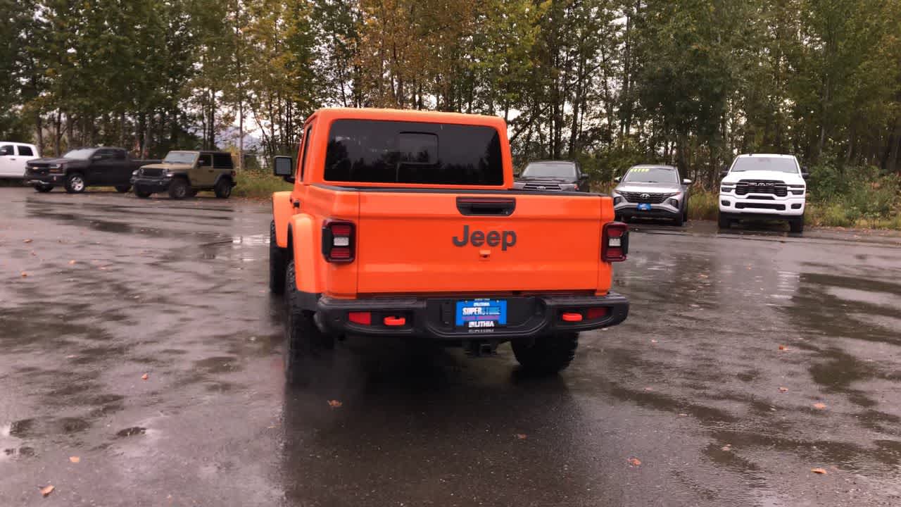 Thumbnail: 2025 Jeep Gladiator - 12
