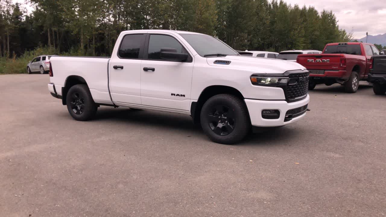 Thumbnail: 2025 RAM 1500 - 17