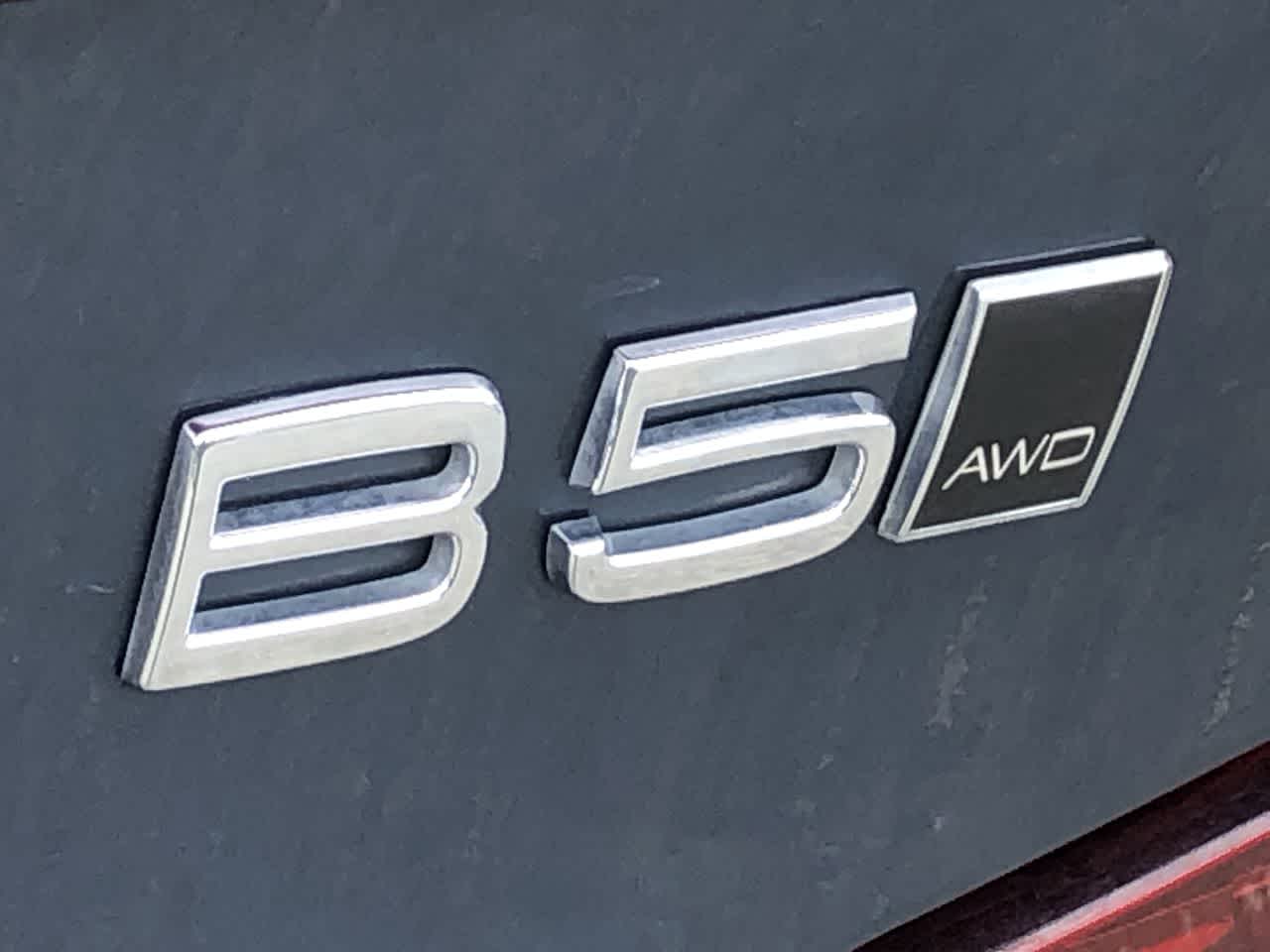 Thumbnail: 2024 Volvo S60 - 19