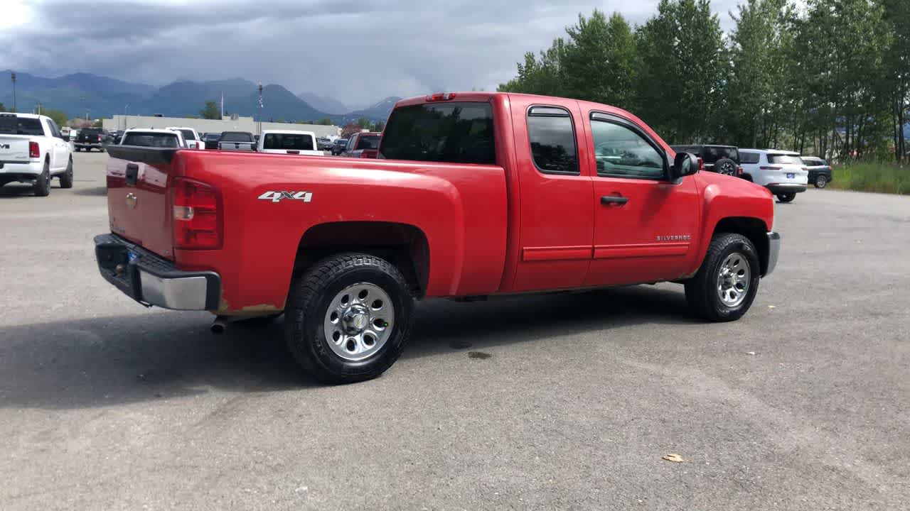 Thumbnail: 2012 Chevrolet Silverado 1500 - 14